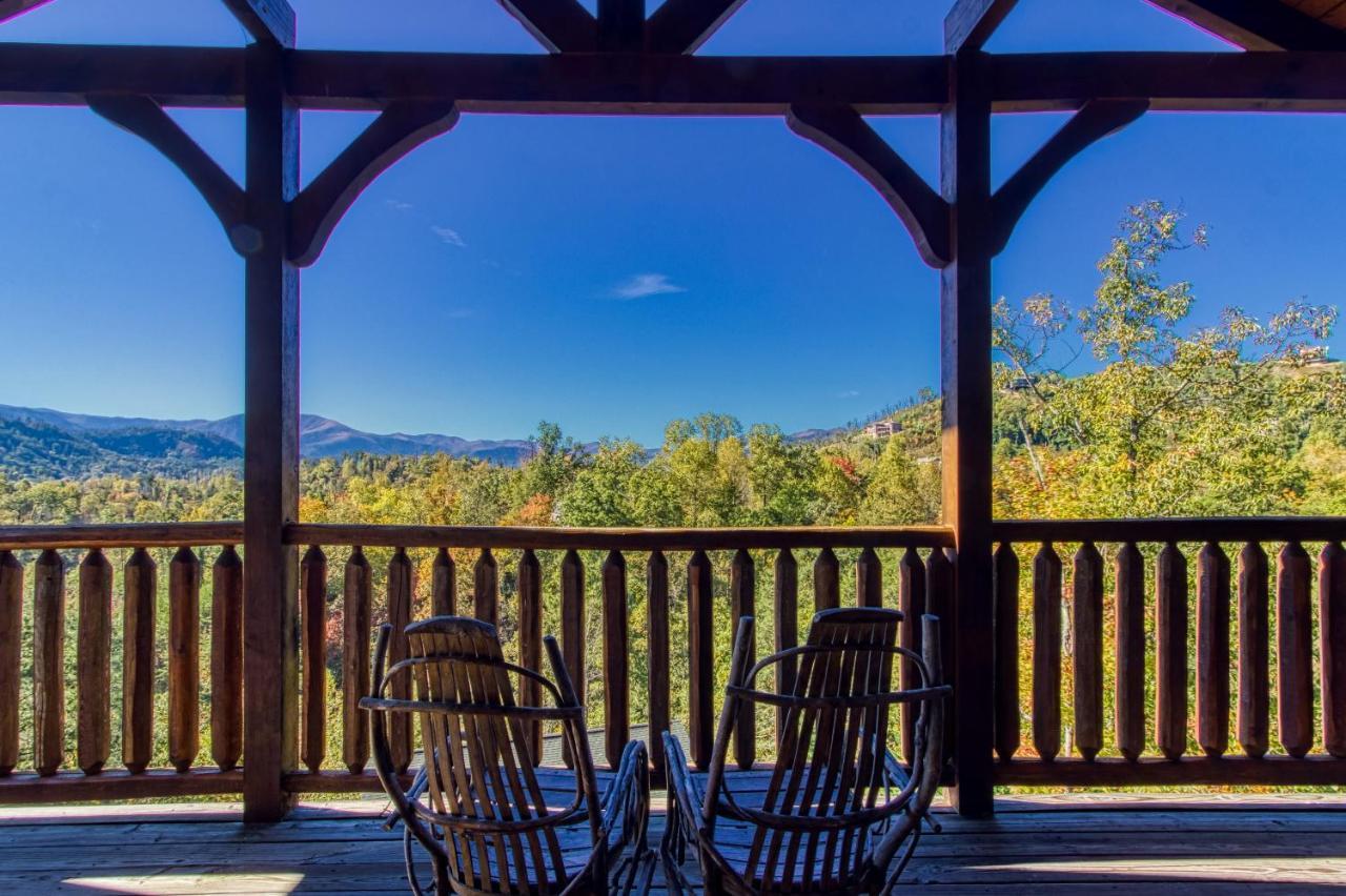 Lazy Bear Lodge, Hot Tub, Resort Pool, Wifi, 1089 Free Tickets Each Paid Day, Dollywood And More Gatlinburg Extérieur photo
