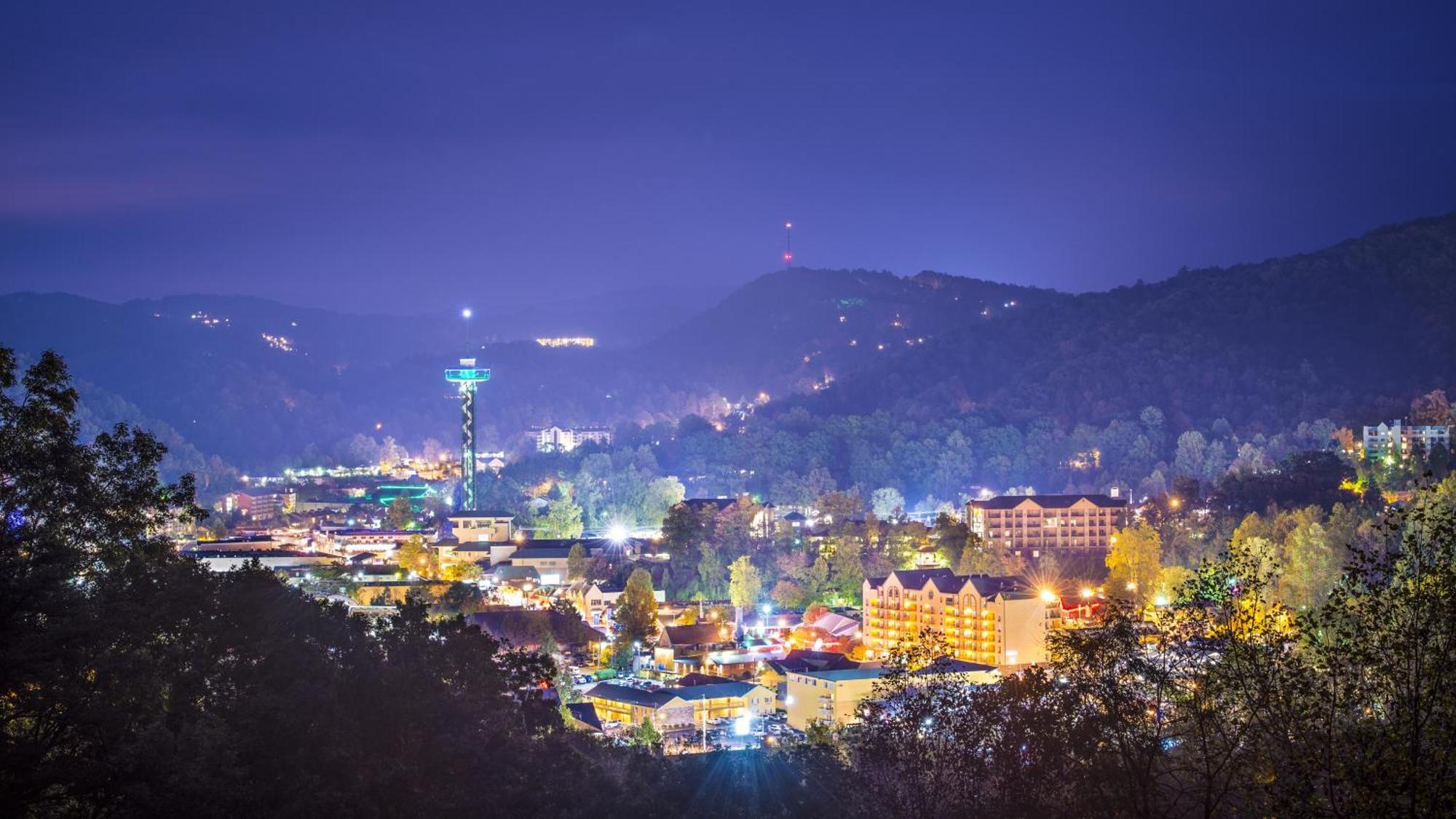 Lazy Bear Lodge, Hot Tub, Resort Pool, Wifi, 1089 Free Tickets Each Paid Day, Dollywood And More Gatlinburg Extérieur photo